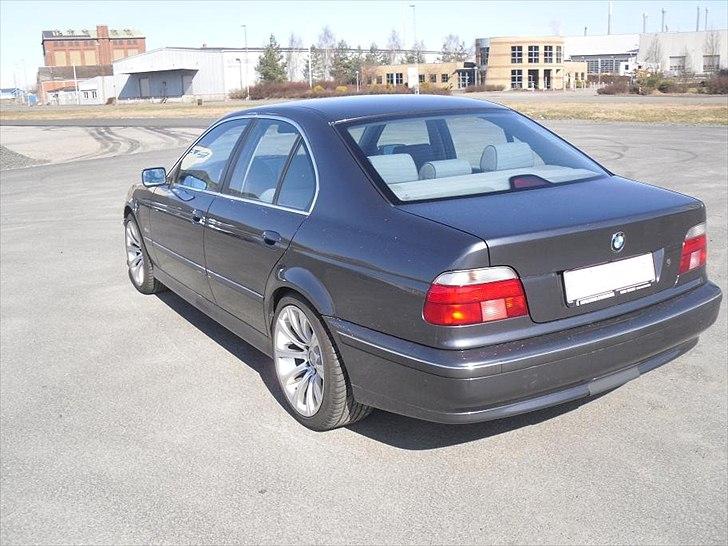 BMW e39 / SOLGT billede 10