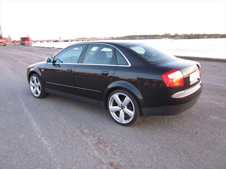 Audi A4 B6 limo **SOLGT ** billede 6