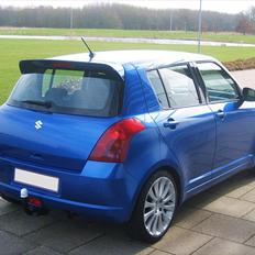 Suzuki Swift 1,3 GLS 5d. - SOLGT