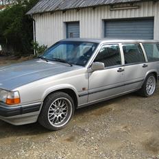 Volvo 945 Turbo