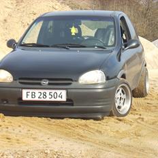 Opel Corsa b