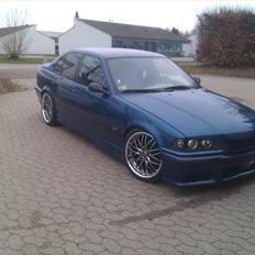 BMW 323i e36