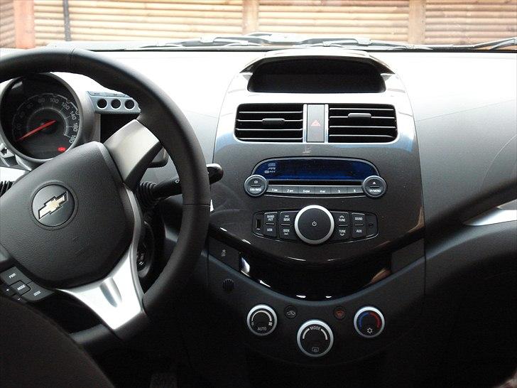 Chevrolet Spark LT billede 6