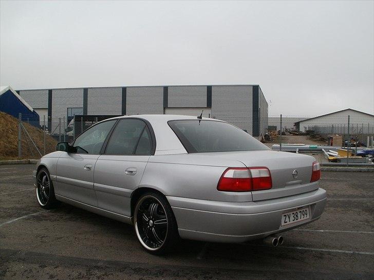 Opel Omega V6 billede 12