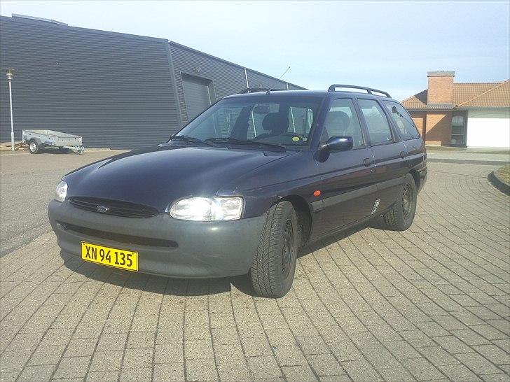 Ford escort Skrotte :( billede 1
