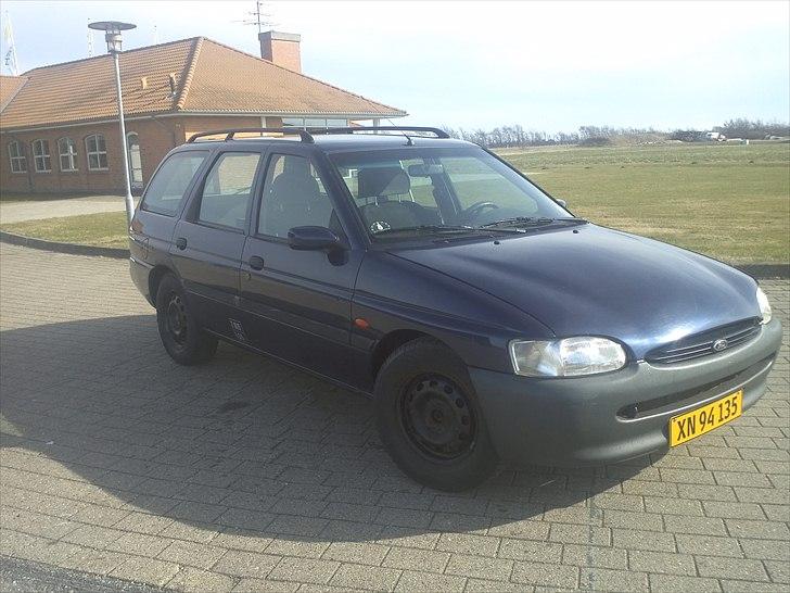 Ford escort Skrotte :( billede 2