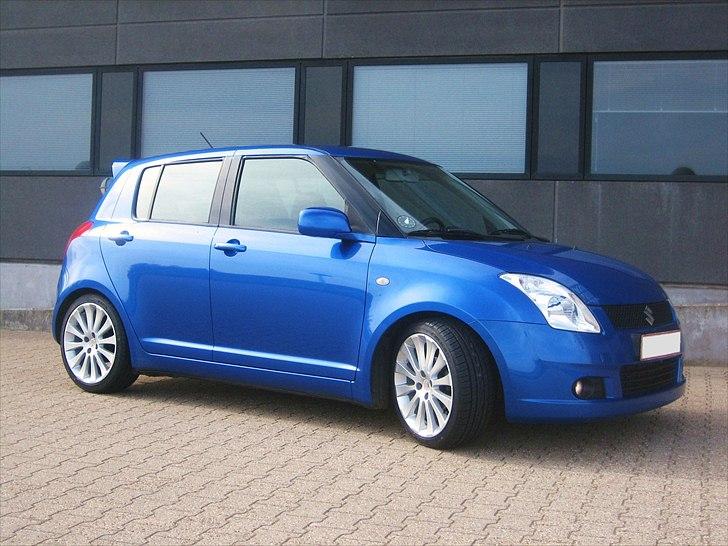 Suzuki Swift 1,3 GLS 5d. - SOLGT billede 7
