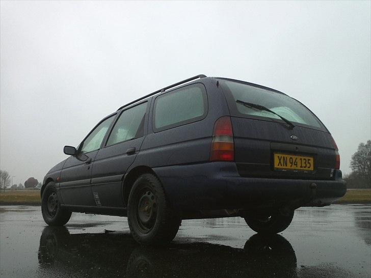 Ford escort Skrotte :( billede 10