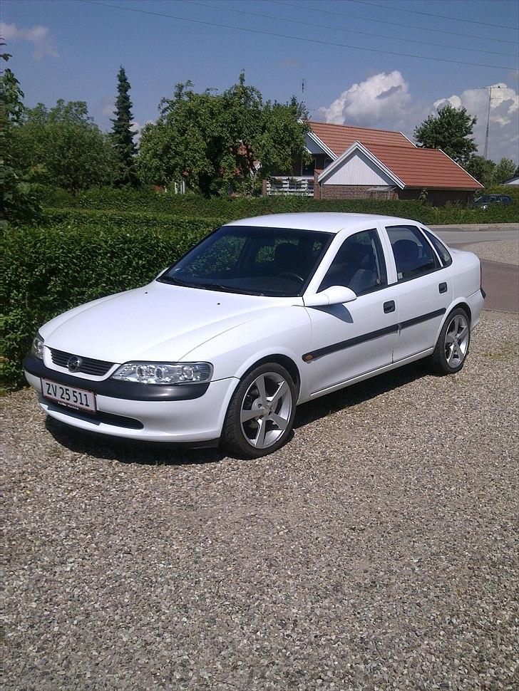 Opel vectra b solgt billede 2
