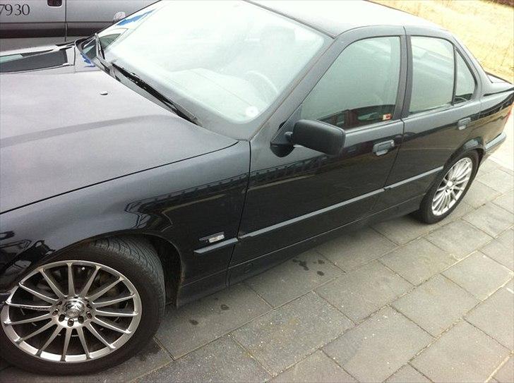 BMW 320i E36 billede 3