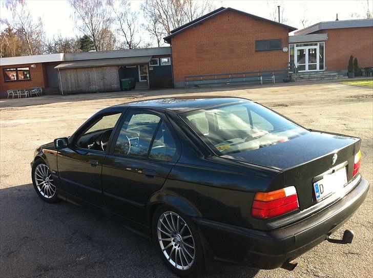 BMW 320i E36 billede 8