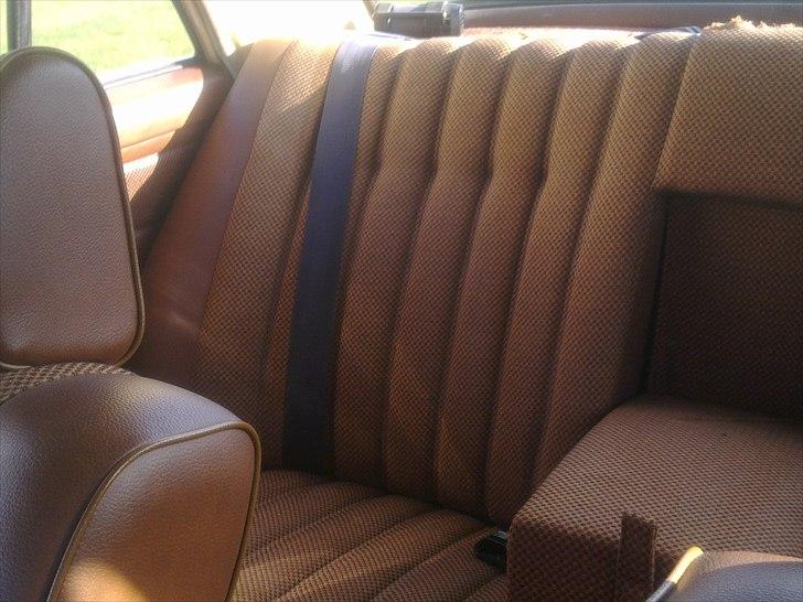 Mercedes Benz w115  /8  SOLGT billede 8