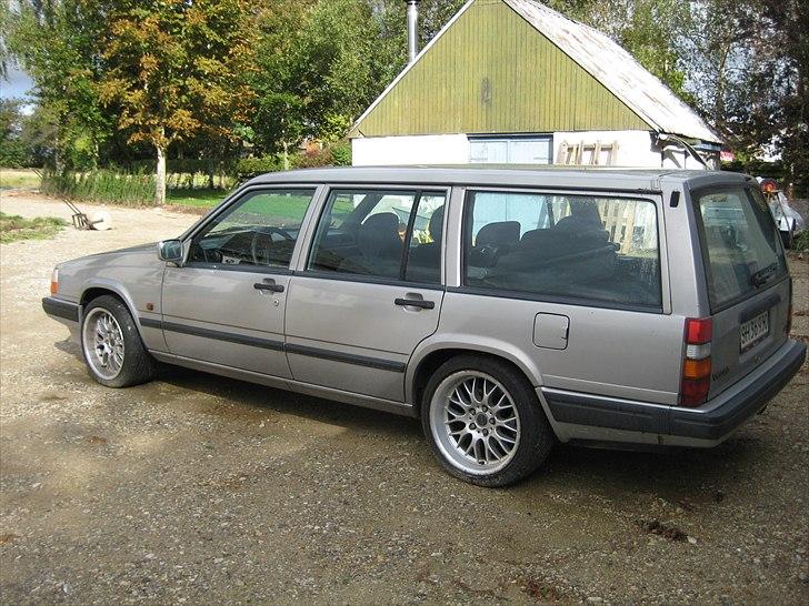 Volvo 945 Turbo billede 1