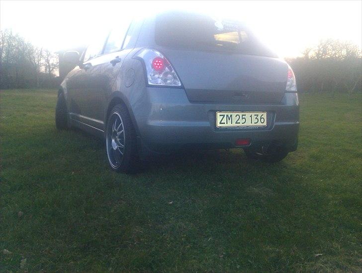 Suzuki 1,3 ddis (solgt) billede 10