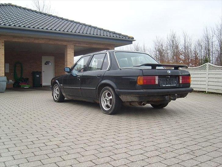 BMW E30 320i *SOLGT* billede 6