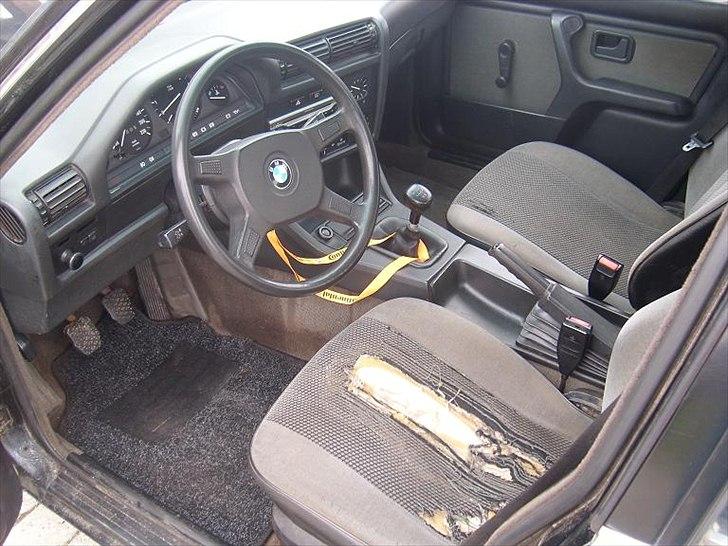 BMW E30 320i *SOLGT* billede 11