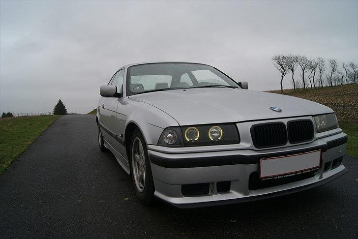 BMW E36 325i Coupe->(solgt)<-  billede 1