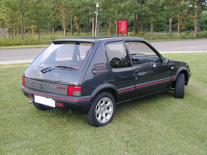 Peugeot 205 GTI billede 4