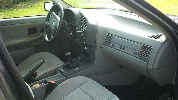 BMW E36 318i (protjekt) billede 8