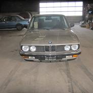 BMW 535I 