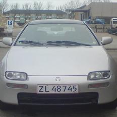 Mazda 323 F BA