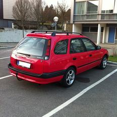 Toyota Corolla 1,8 4WD St.Car **SOLGT**