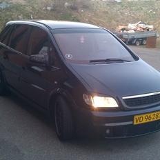 Opel Zafira OPC Sorte Slyngel (SOLGT)