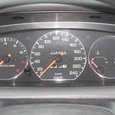 Mazda 626 2,5i GT V6 KLZE