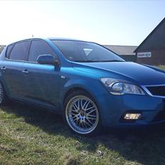 Kia ceed 1,6 crdi (R.I.P) :-(