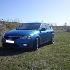 Kia ceed 1,6 crdi (R.I.P) :-(