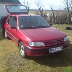 Peugeot 306 style (Damens)