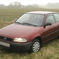 Opel Astra F (Tidligere bil)