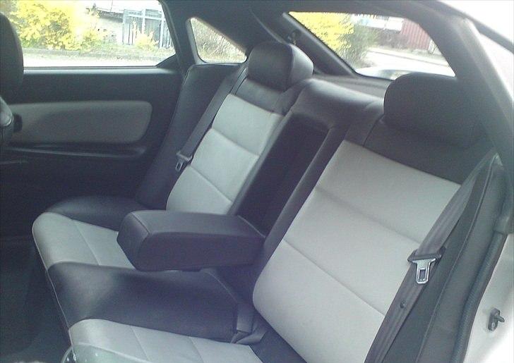 Mazda 323 F BA billede 3