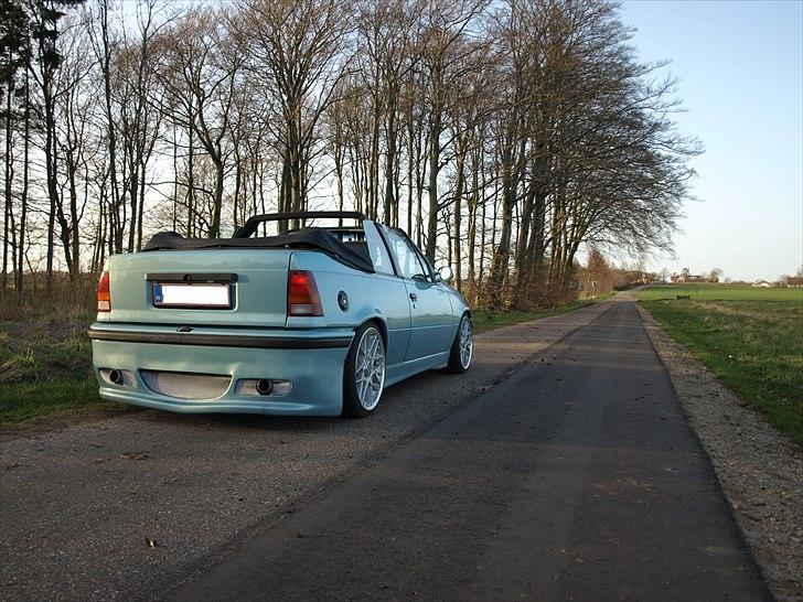 Opel Kadett 2.0 GSI Cabrio billede 6