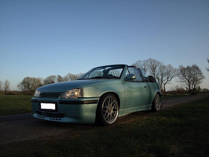 Opel Kadett 2.0 GSI Cabrio billede 9