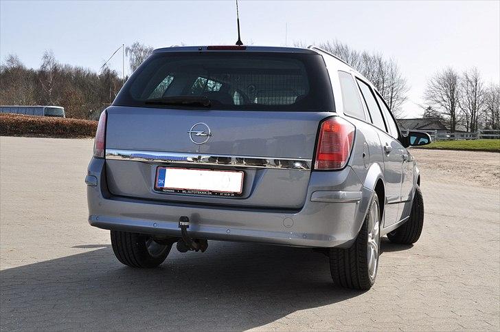 Opel Astra H wagon billede 11