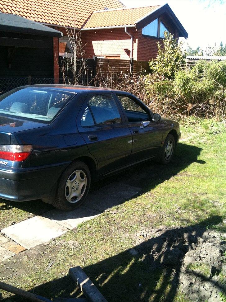 Peugeot 1,8 8V S [Solgt] billede 3