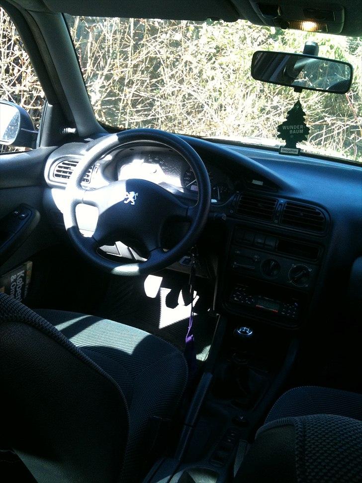 Peugeot 1,8 8V S [Solgt] billede 5