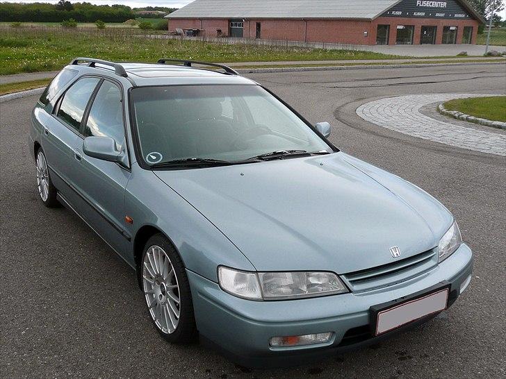 Honda Accord Aerodeck 2.2i ES billede 2