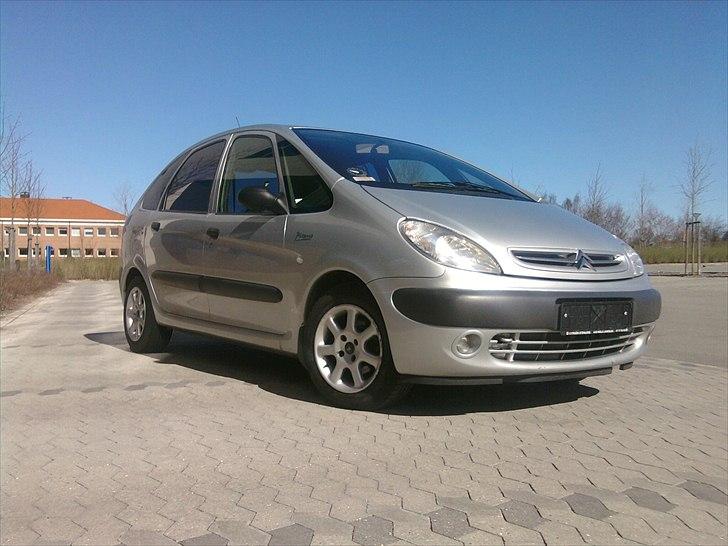 Citroën Xsara Picasso 2.0 HDI billede 2