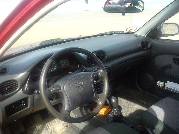 Hyundai accent på hyllen bil :D  billede 5