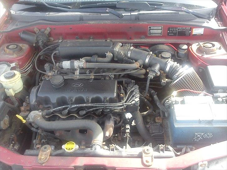 Hyundai accent på hyllen bil :D  billede 7