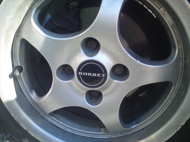 VW golf 2 *white pearl* byttet - borbet 14" billede 9