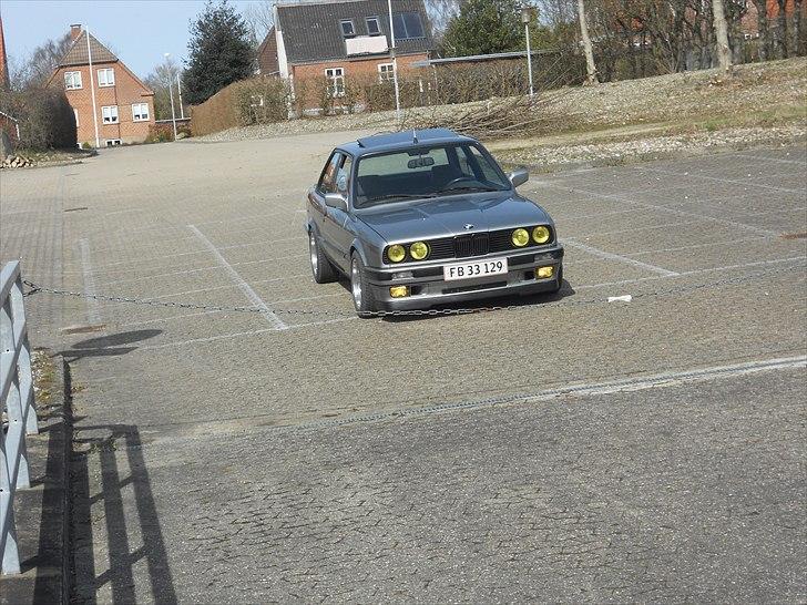 BMW E30 320i  billede 5