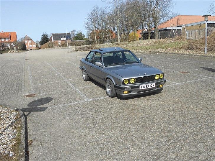 BMW E30 320i  billede 6