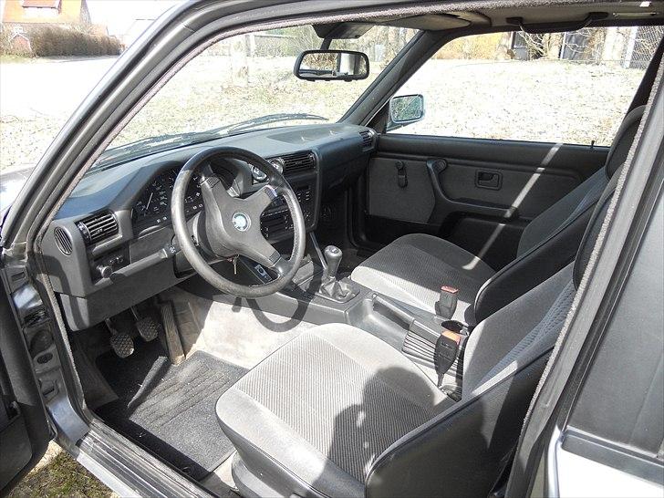 BMW E30 320i  billede 9