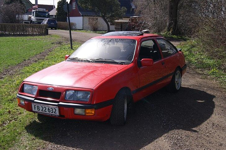 Ford Sierra 2.0i S (solgt) billede 6