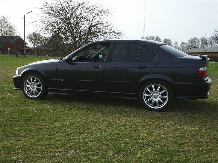 BMW e36 318i  Solgt billede 5