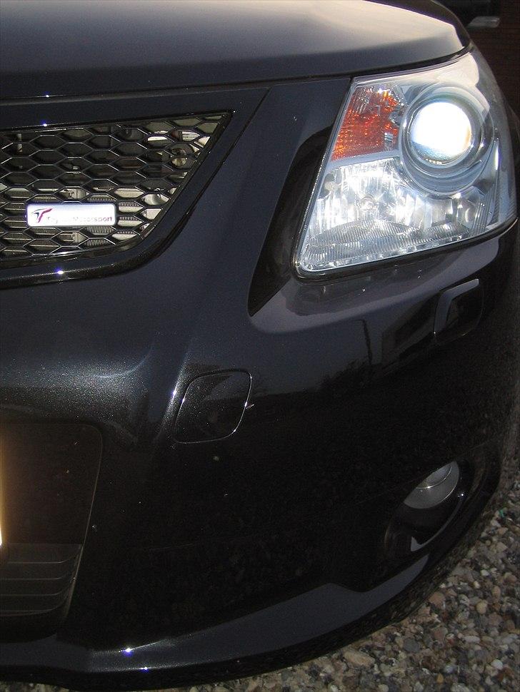 Toyota Avensis 2.2 D-CAT STW solgt - Bixenon med kurvelys og LED park lys billede 8