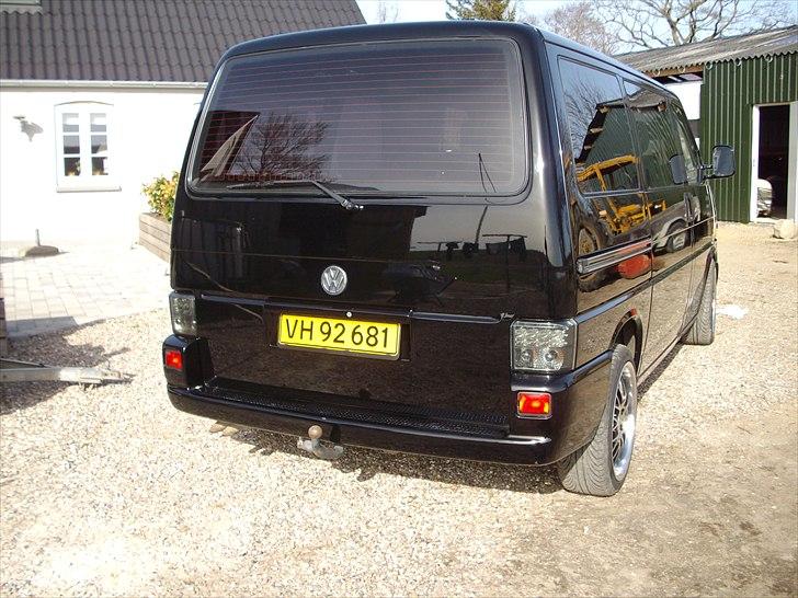 VW Transporter 2,5 TDI billede 4